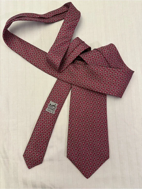 Hermès Maroon Silver Interlocking Knot Silk Tie Made in France
